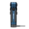 Linterna recargable Olight Seeker 4 Pro azul con base de carga, vista frontal para uso en exteriores.