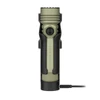 Linterna verde Olight Seeker Ultra en funda de carga negra con cable conectado para emergencias y rescate