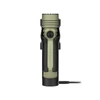 Linterna Olight Seeker Ultra verde OD en su base de carga y soporte de pared para rescate y actividades al aire libre