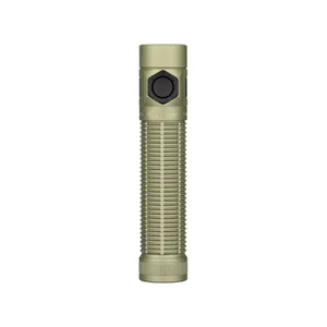Olight Baton Ultra linterna en verde oliva, vista lateral con textura de agarre para uso diario.