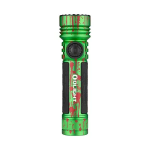 Linterna Olight Seeker 4 Pro verde con detalles rojos vista frontal y mango antideslizante para outdoor y rescate