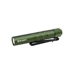 Linterna Olight I3T 2 verde vista lateral con clip de bolsillo para uso diario y camping