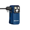 Linterna frontal LED azul Olight con triple haz de carga USB.