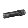 Linterna Olight Seeker 4 Pro negra vista lateral con mango texturizado antideslizante de 4600 lm para camping y rescate