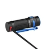 Olight Baton 4 negro recargable vista lateral con cable de carga para uso diario y camping