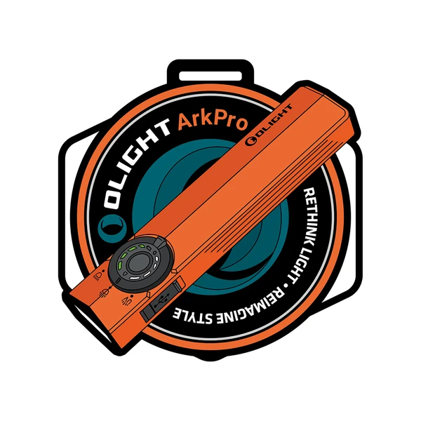 Olight ArkPro, linterna naranja delgada, etiqueta con las palabras "Olight ArkPro" y "Rethink Light. Reimagine Style"