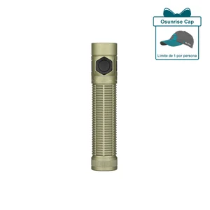 Olight Baton Ultra linterna en verde oliva, vista lateral con textura de agarre para uso diario.