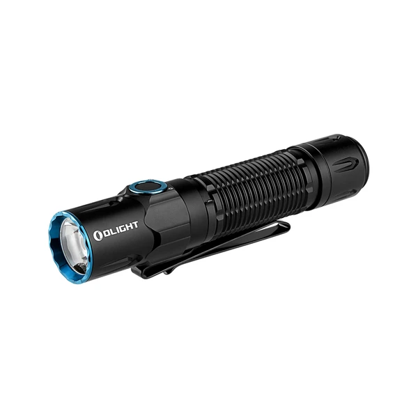 Linterna LED táctica Olight en color negro con borde azul y clip de bolsillo