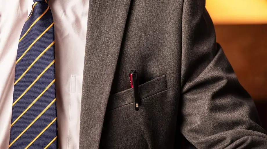 Guía de compra del Olight Open 3 y los mejores bolígrafos tácticos multifunción con láser verde y linterna USB-C