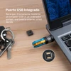 Linterna Olight que se carga directamente a un portátil, batería externa o cargador USB.