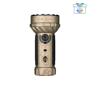 Linterna táctica Olight con camuflaje de mapa topográfico desierto y dial de control de brillo sobre fondo blanco