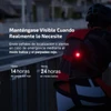 Olight OCLIP PRO luz roja en la espalda de un ciclista para visibilidad y seguridad en carretera.