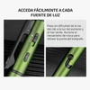 Olight Open 3 verde de cerca, con interruptor de encendido/apagado para luz de clip y haz verde, punta retráctil.