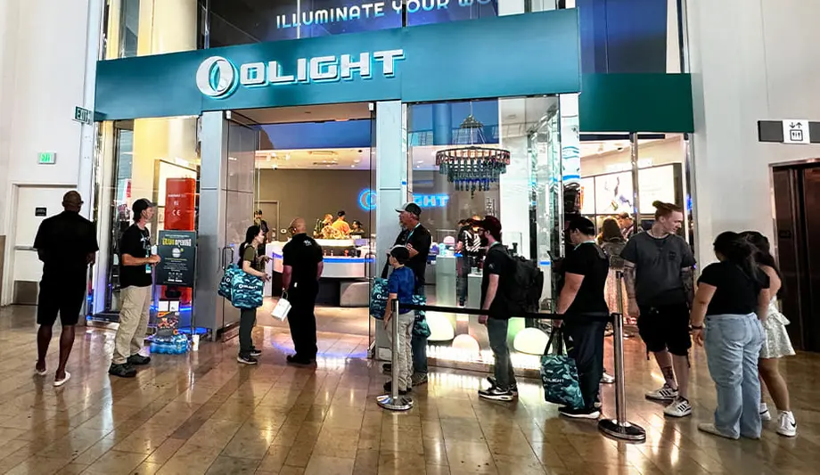 Inauguración de la Primera Tienda Experience de Olight
